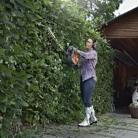 Taille-Haies HUSQVARNA 122HD60 – Image 2