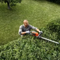 Taille-haies à batterie Husqvarna 215iHD45