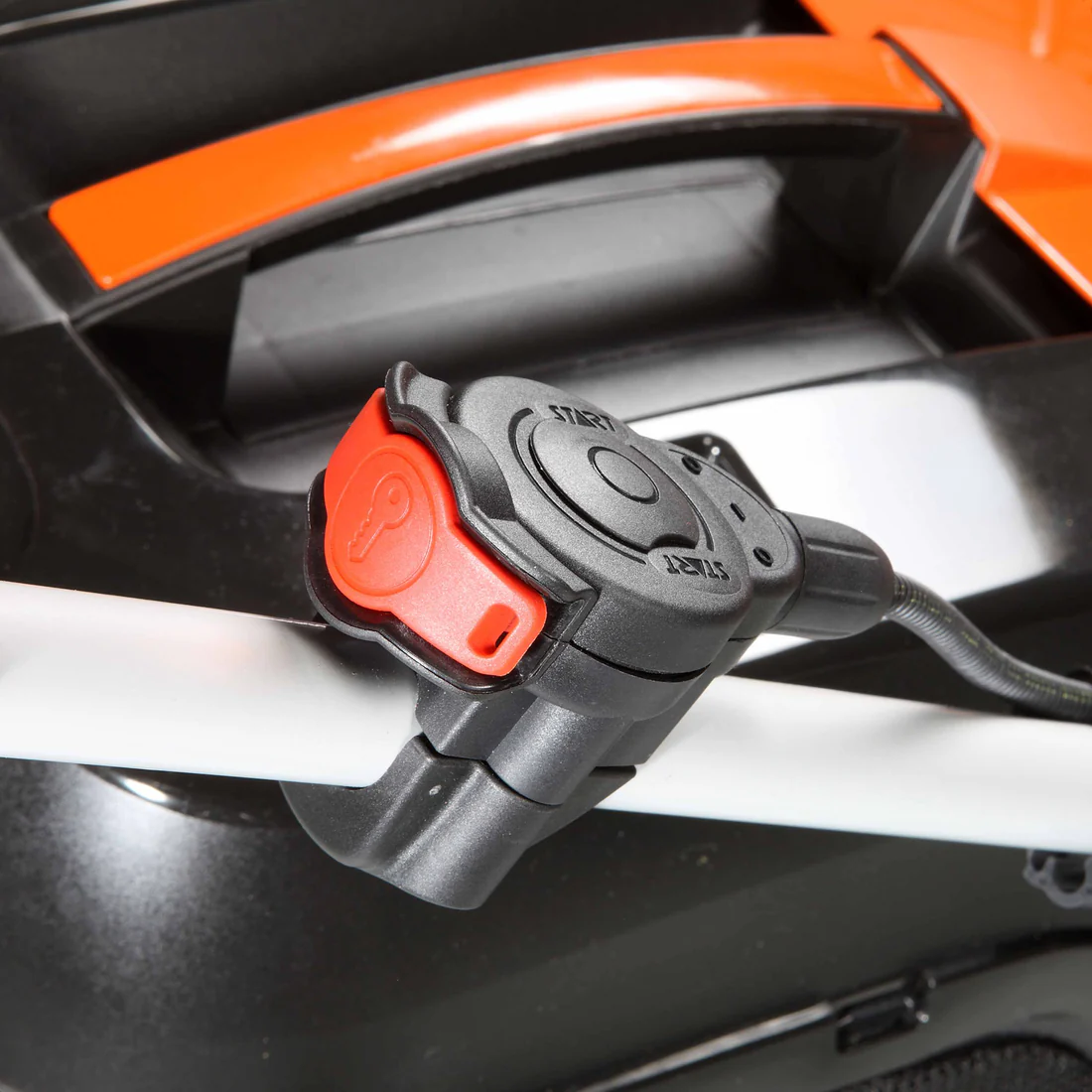 Tondeuse à gazon OLEO-MAC G48 TKE COMFORT PLUS – Image 2